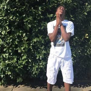 Meet your Posher, Derrick